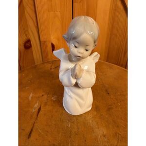 LLadro Praying Angel Boy Porcelain Figurine Retired Handmade in Spain (6889)
